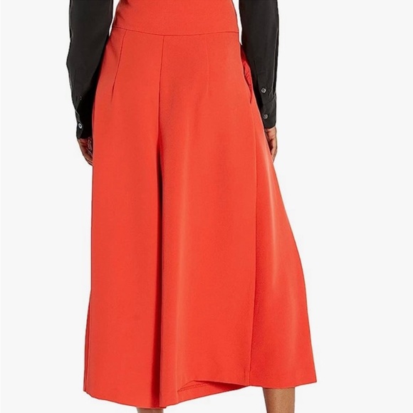 MILLY ITALIAN  CADY WIDE LEG HIGH WAIST CULOTTES Size 6 NWOT NEVER WORN - Picture 2 of 3